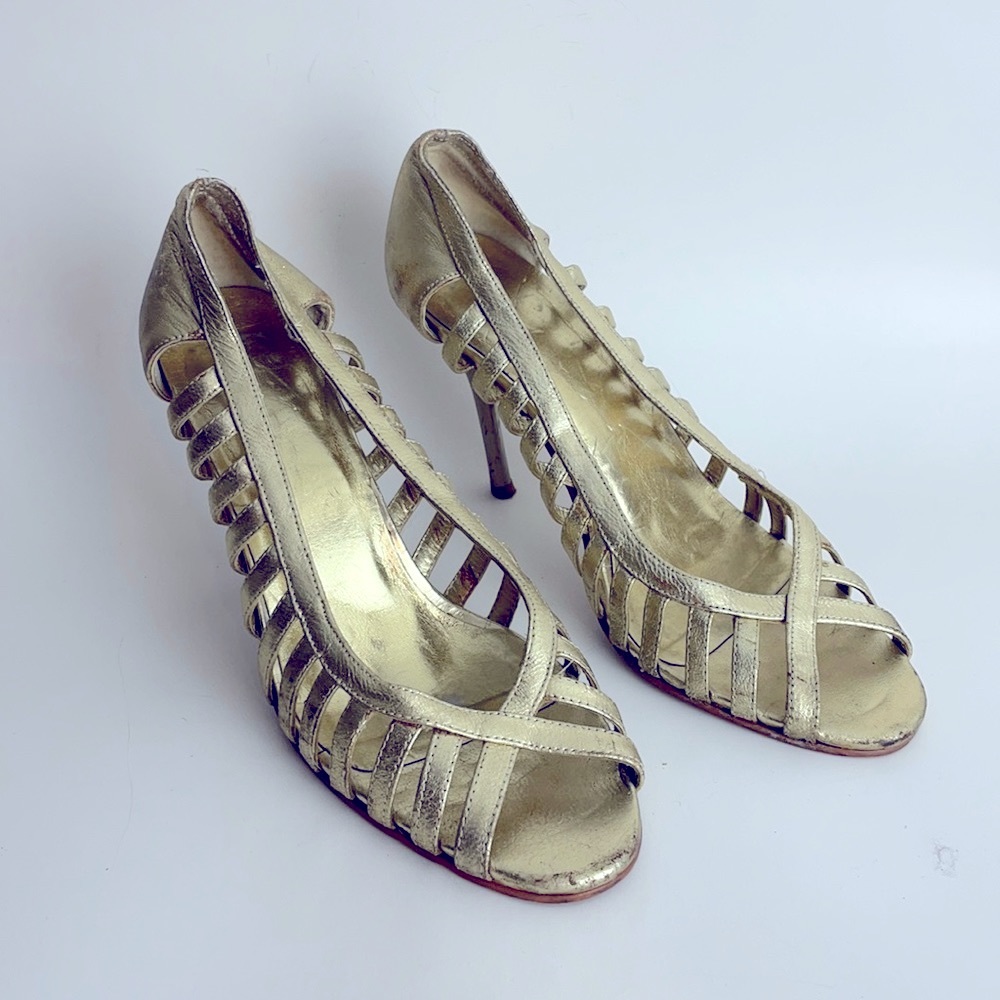 Vintage Gold Color 80's 3" Heels 🤩